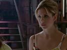 Buffy, the Vampire Slayer photo 8 (episode s02e08)