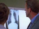 Dr House photo 4 (episode s02e01)