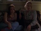 Six feet under photo 8 (episode s02e03)