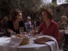 Six feet under photo 8 (episode s02e05)